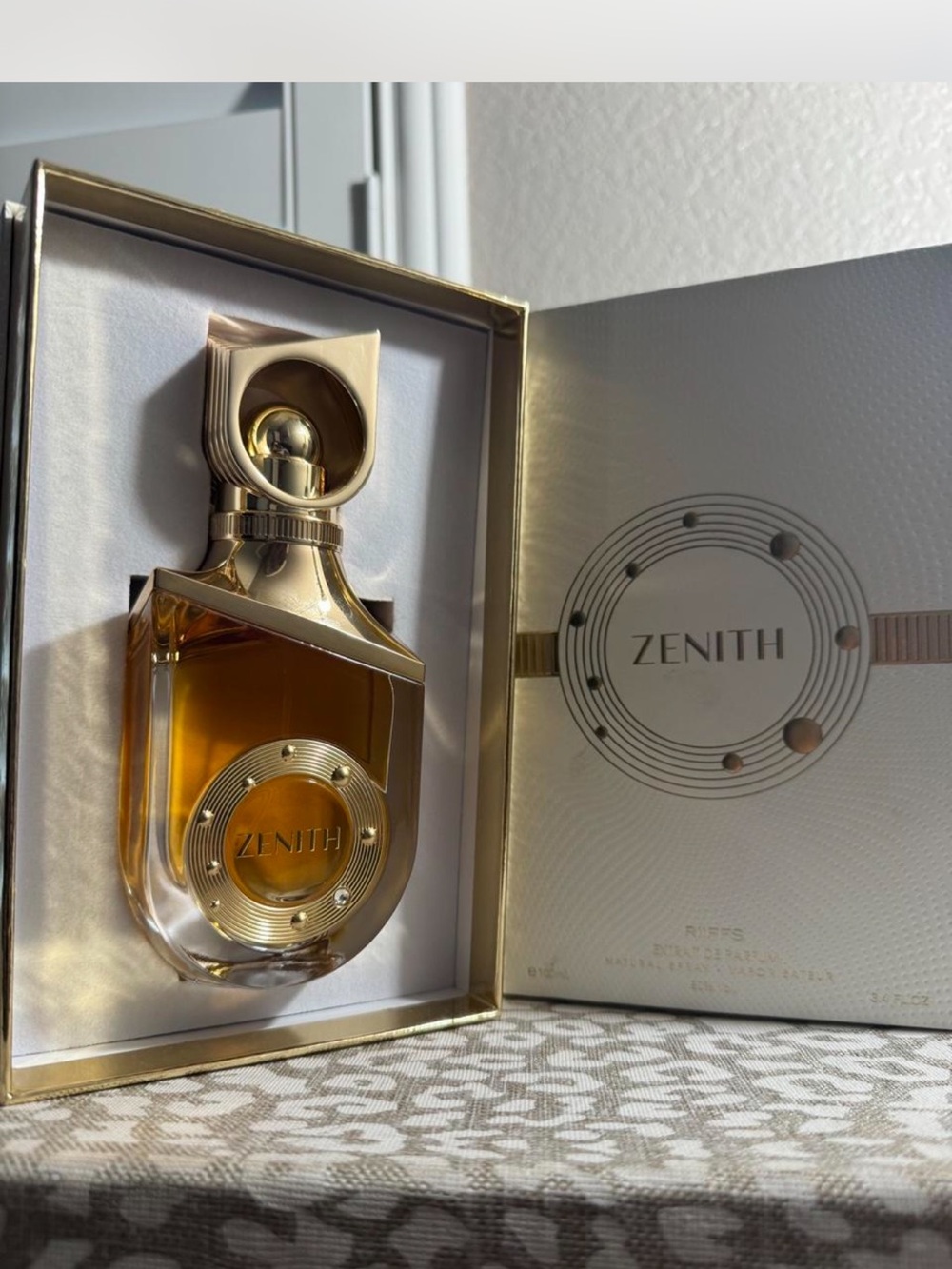 Zenith Riffs perfume
